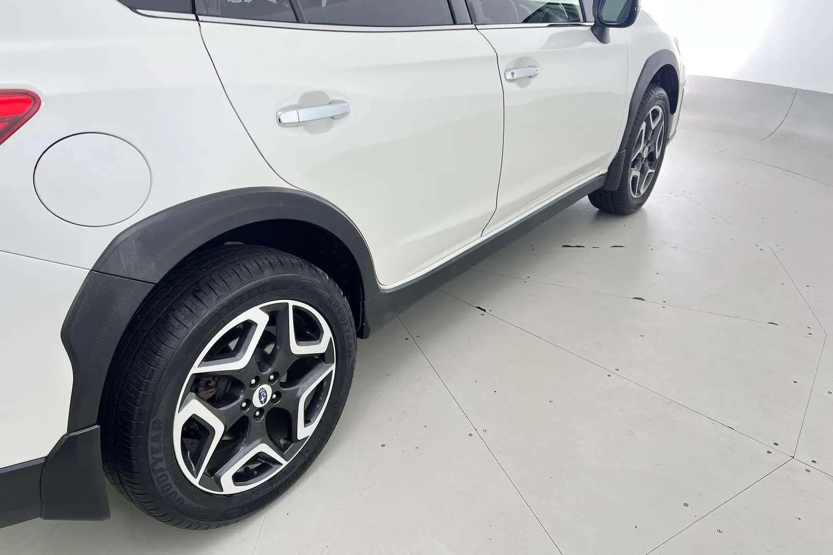 2017 Subaru XV Gallery Image 10