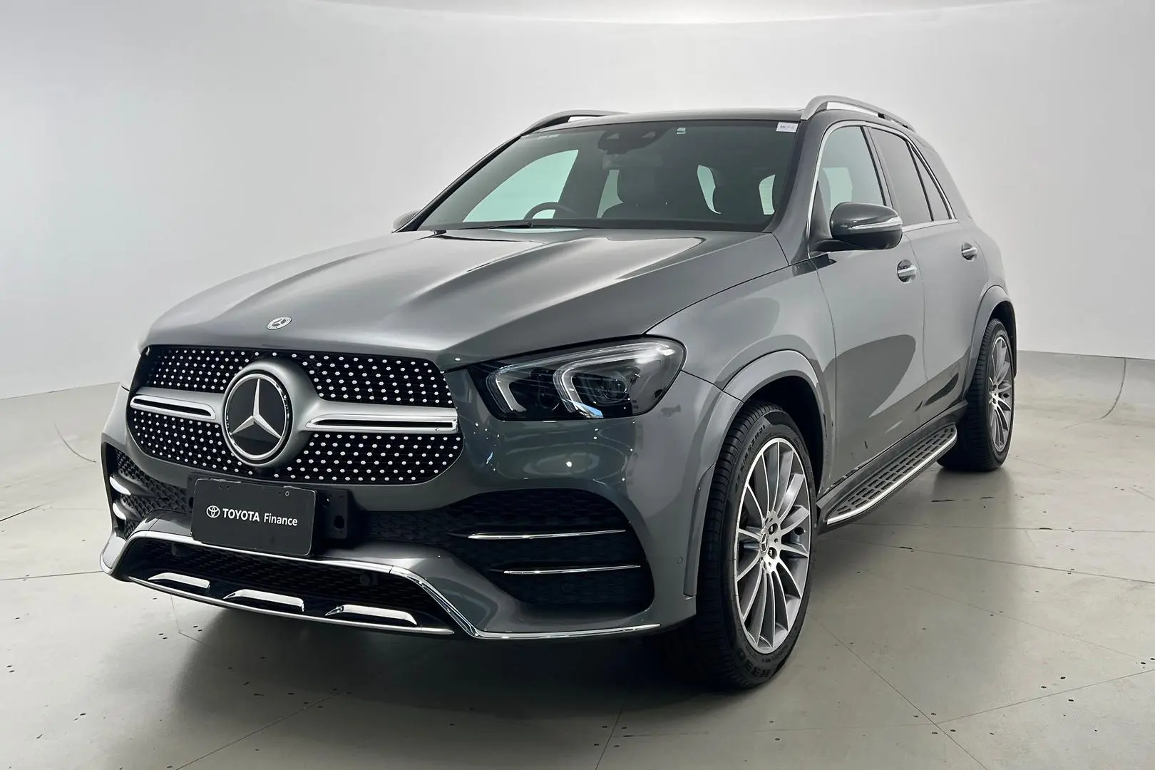 2022 Mercedes-Benz GLE-Class Gallery Image 4