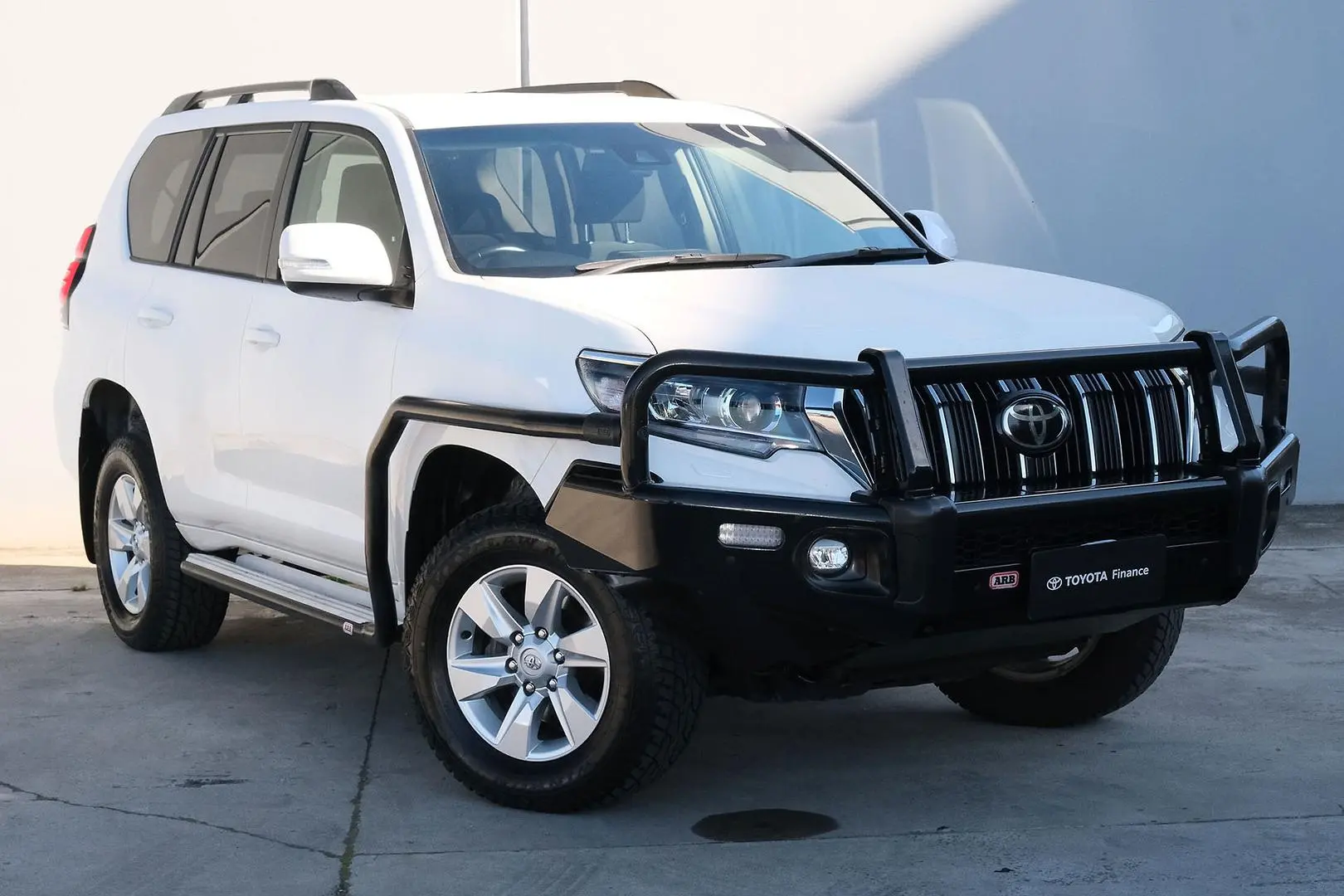 2019 Toyota Landcruiser Prado Gallery Image 1