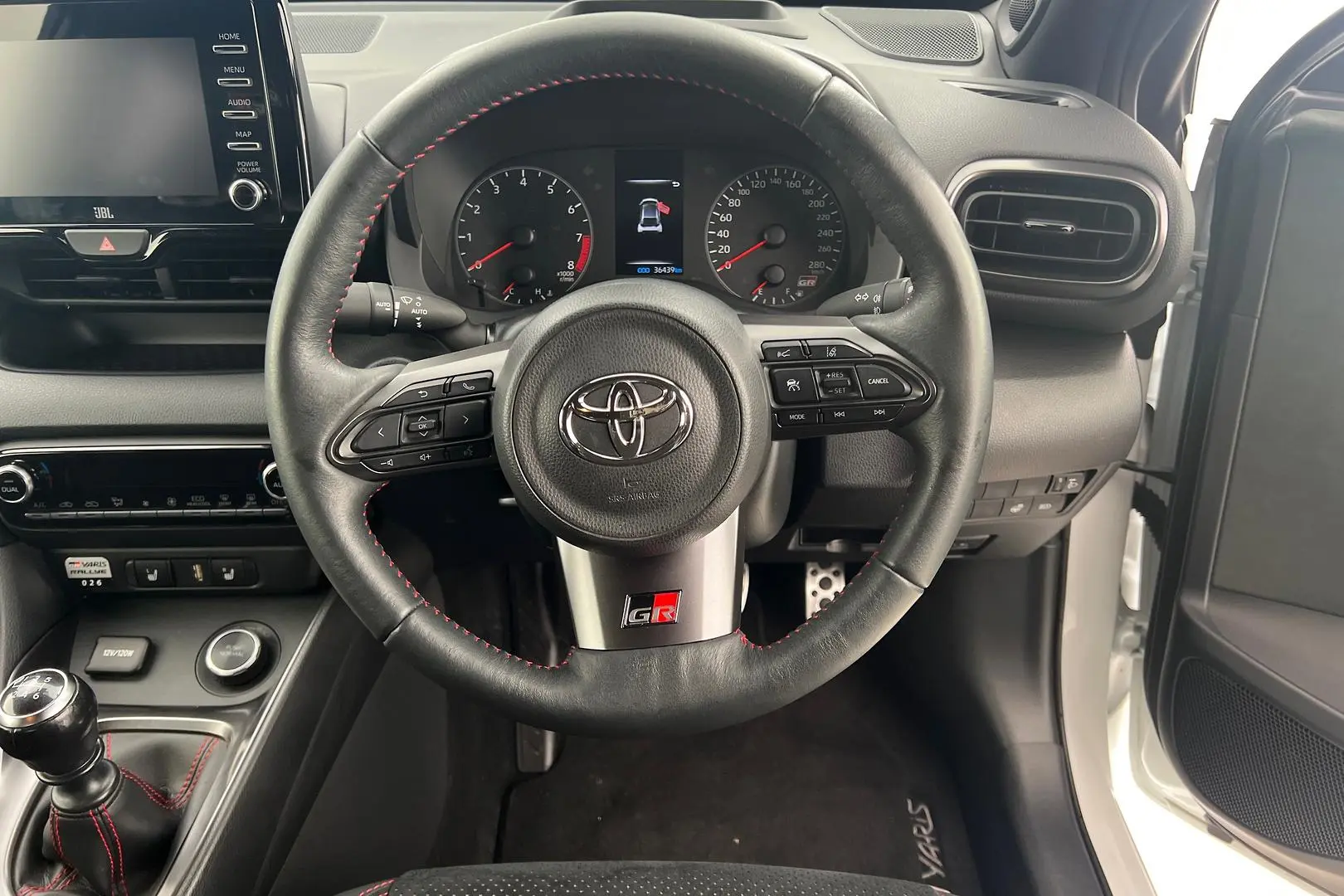 2021 Toyota Yaris Gallery Image 24
