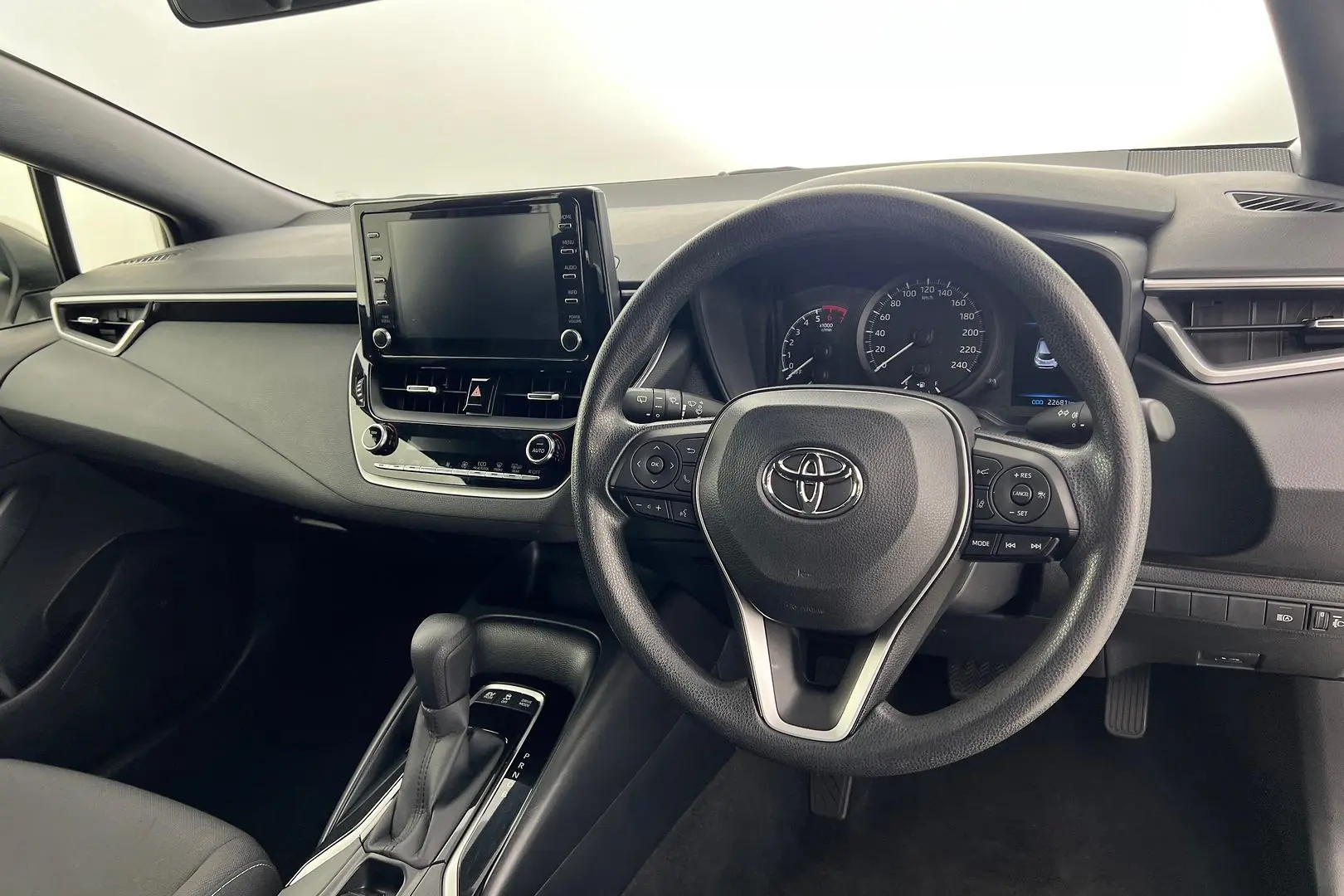 2022 Toyota Corolla Gallery Image 13