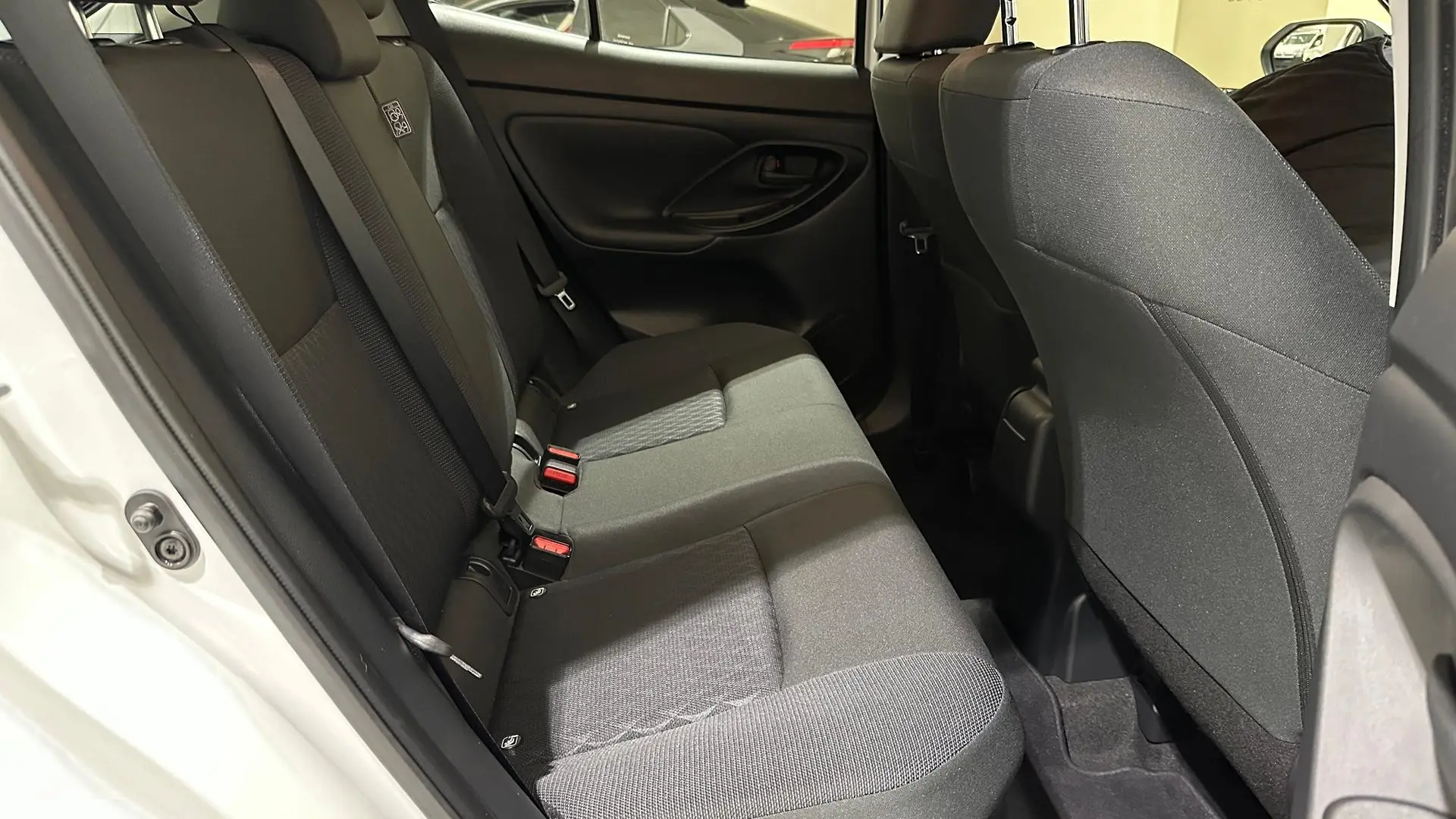 2024 Toyota Yaris Cross Gallery Image 13