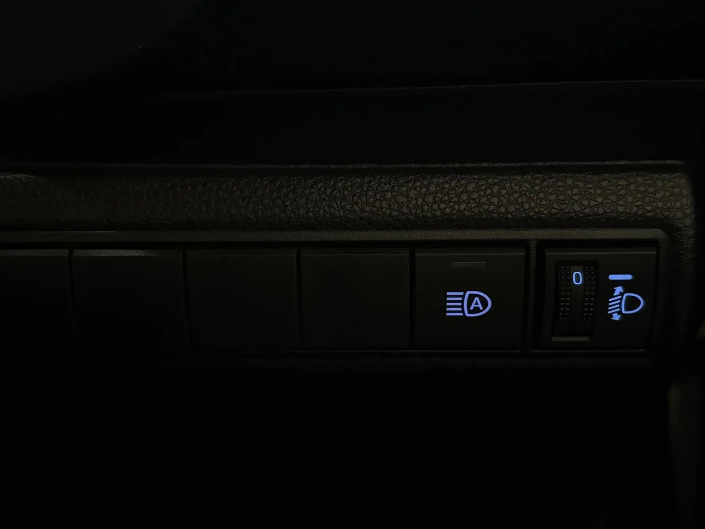 2022 Toyota Corolla Gallery Image 19