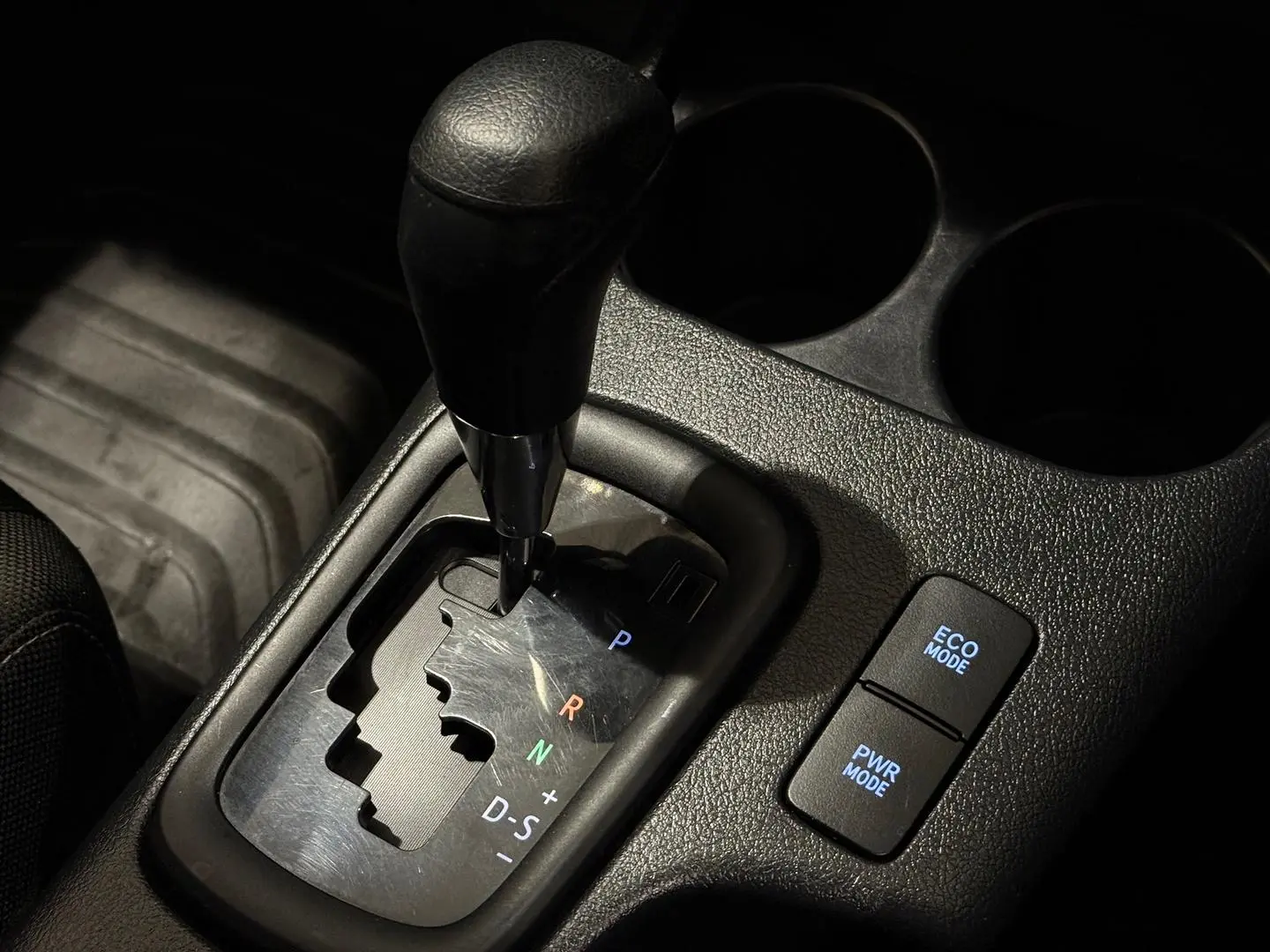 2019 Toyota Hilux Gallery Image 21