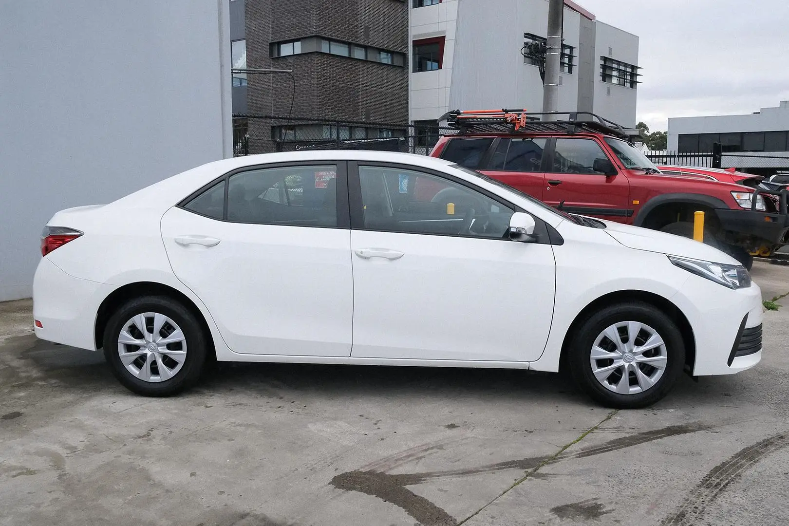 2017 Toyota Corolla Gallery Image 5