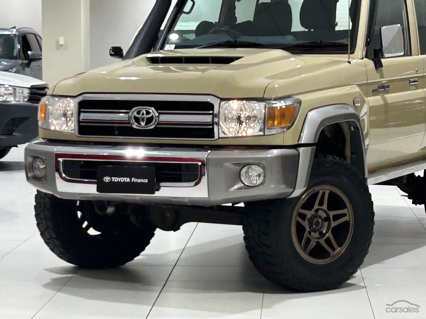 2020 Toyota Landcruiser Image 7