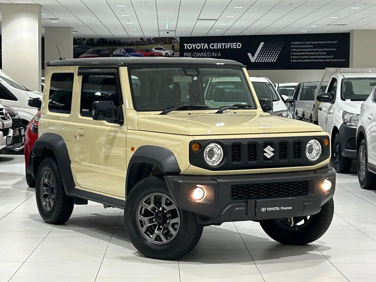 2022 Suzuki Jimny Gallery Image 1