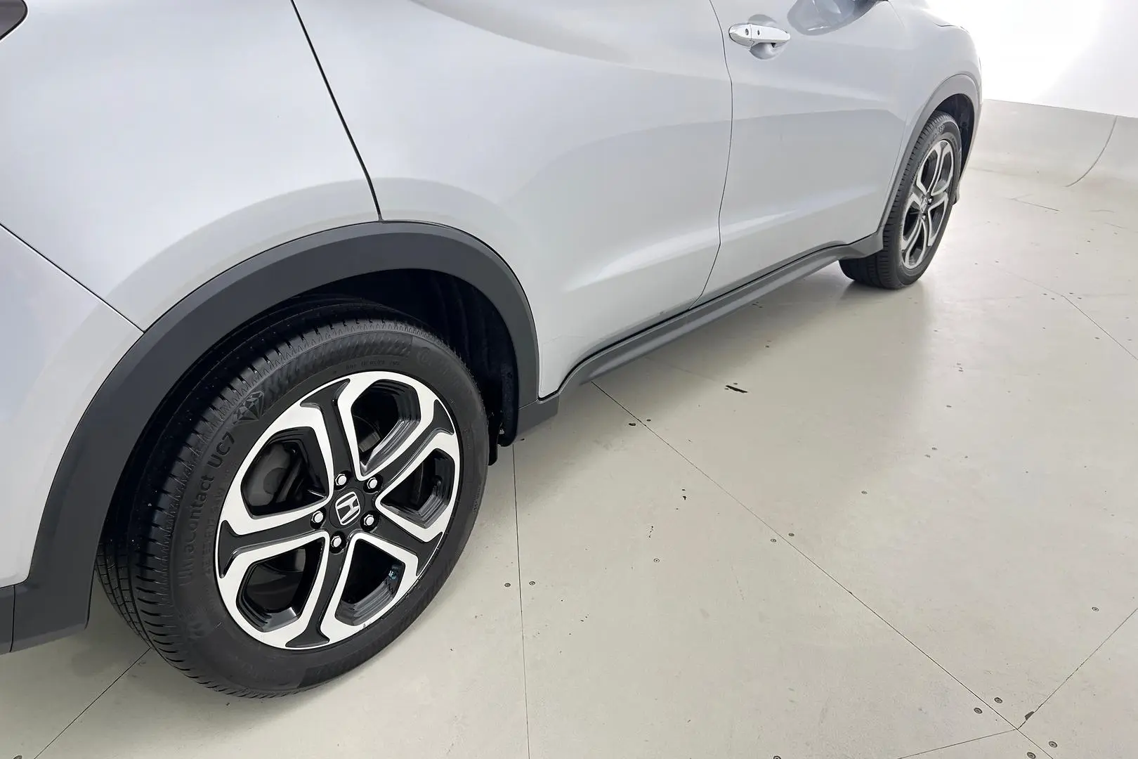 2016 Honda HR-V Gallery Image 5