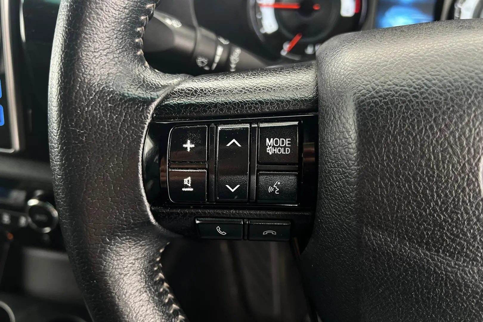 2019 Toyota Hilux Gallery Image 16