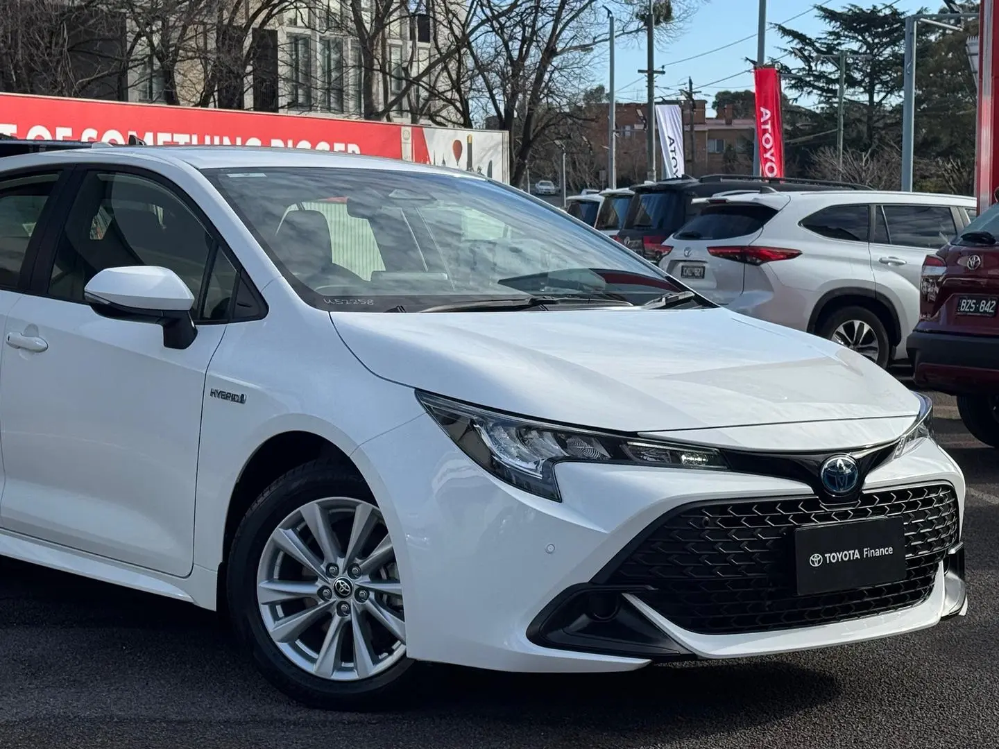 2024 Toyota Corolla Gallery Image 2