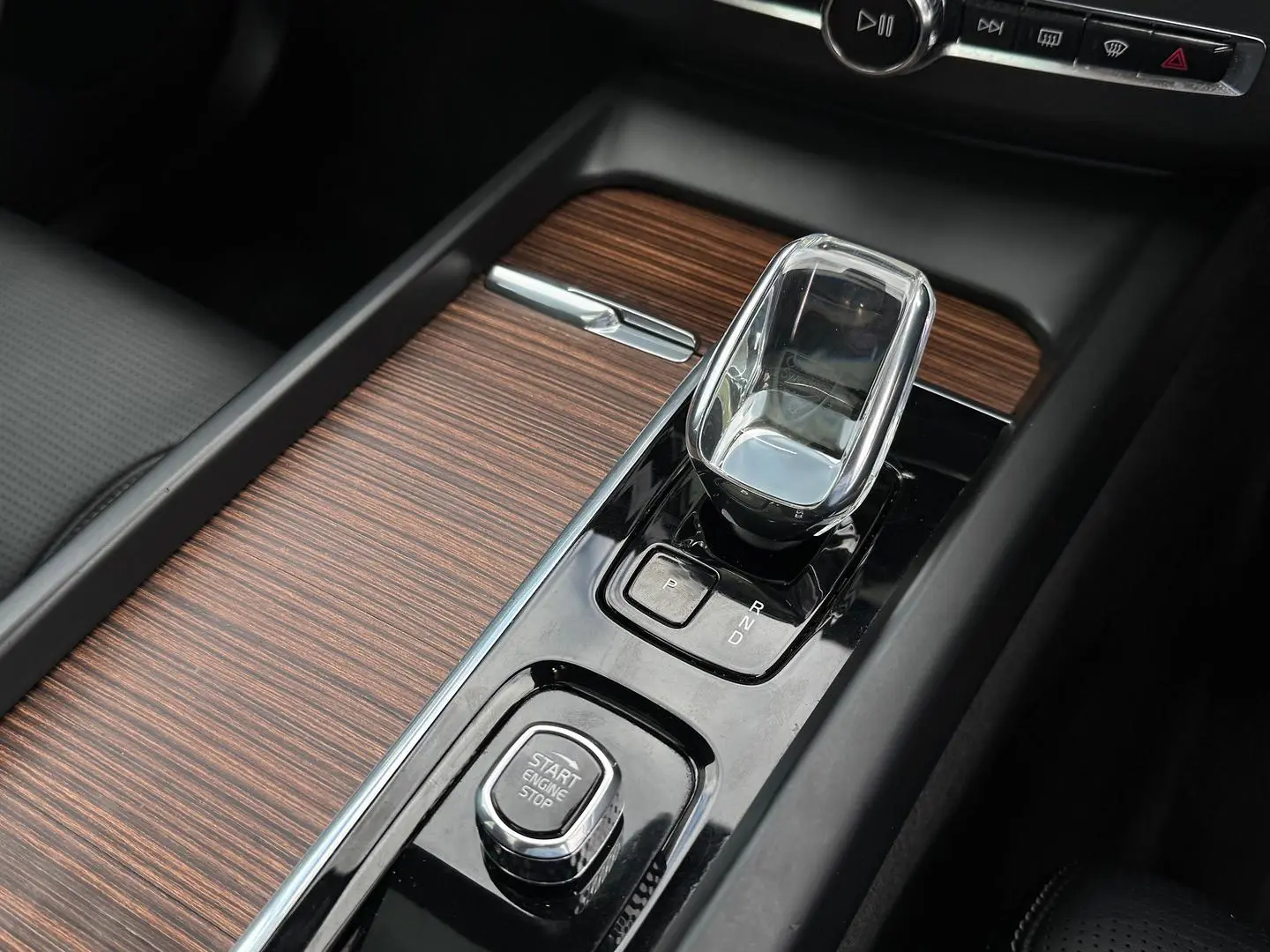 2022 Volvo XC60 Gallery Image 17