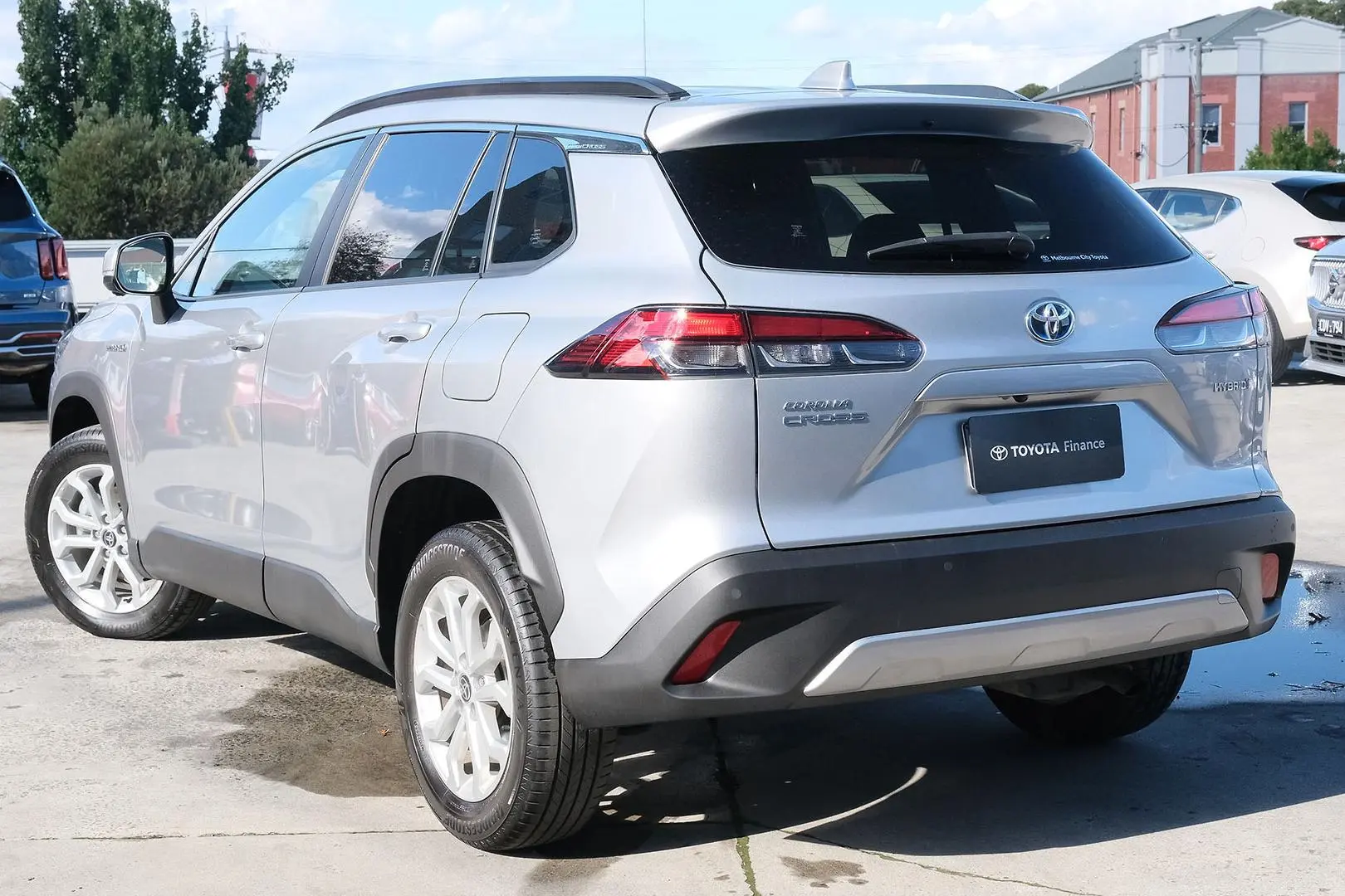 2023 Toyota Corolla Cross Gallery Image 2