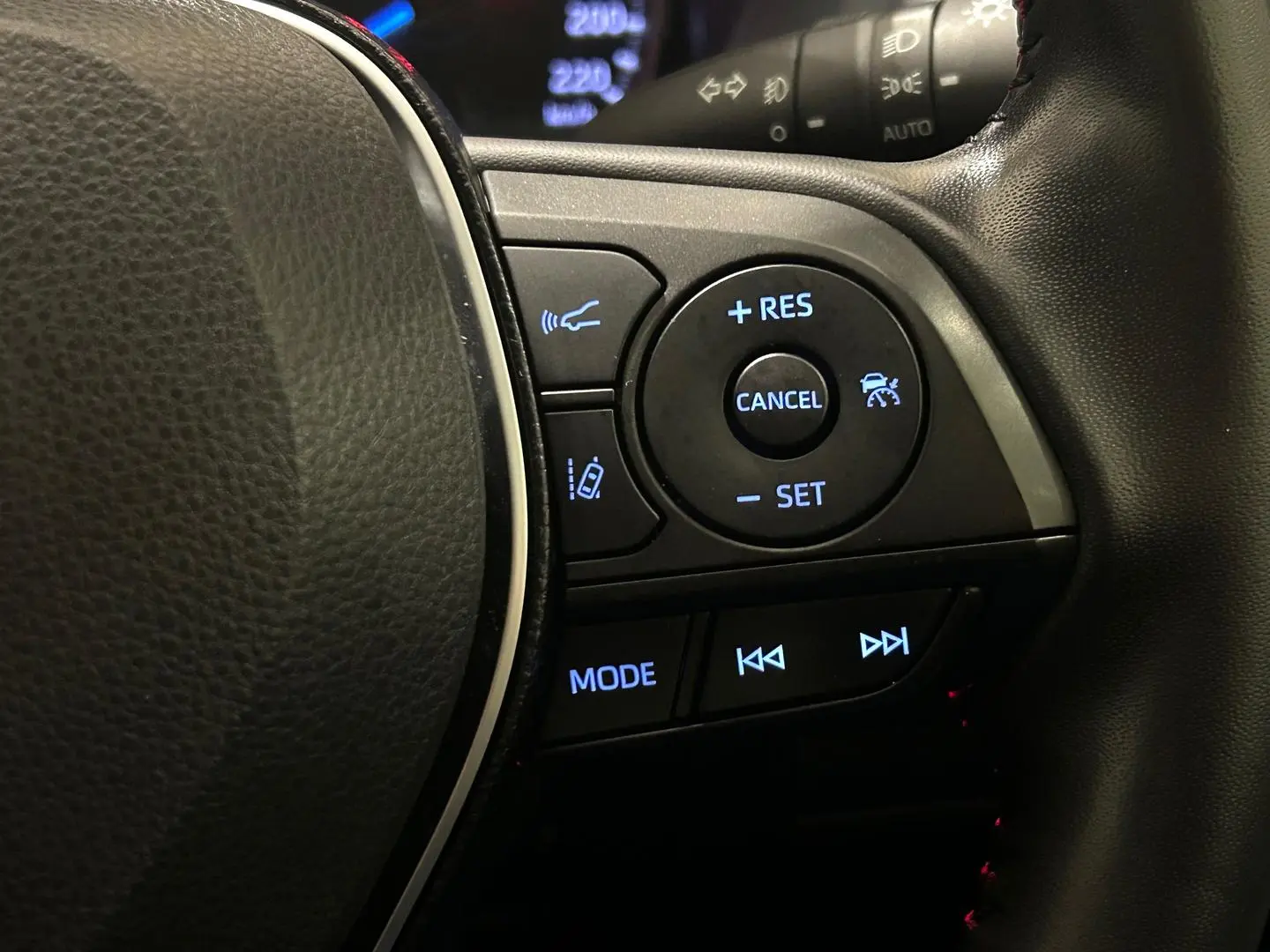 2020 Toyota RAV4 Gallery Image 22