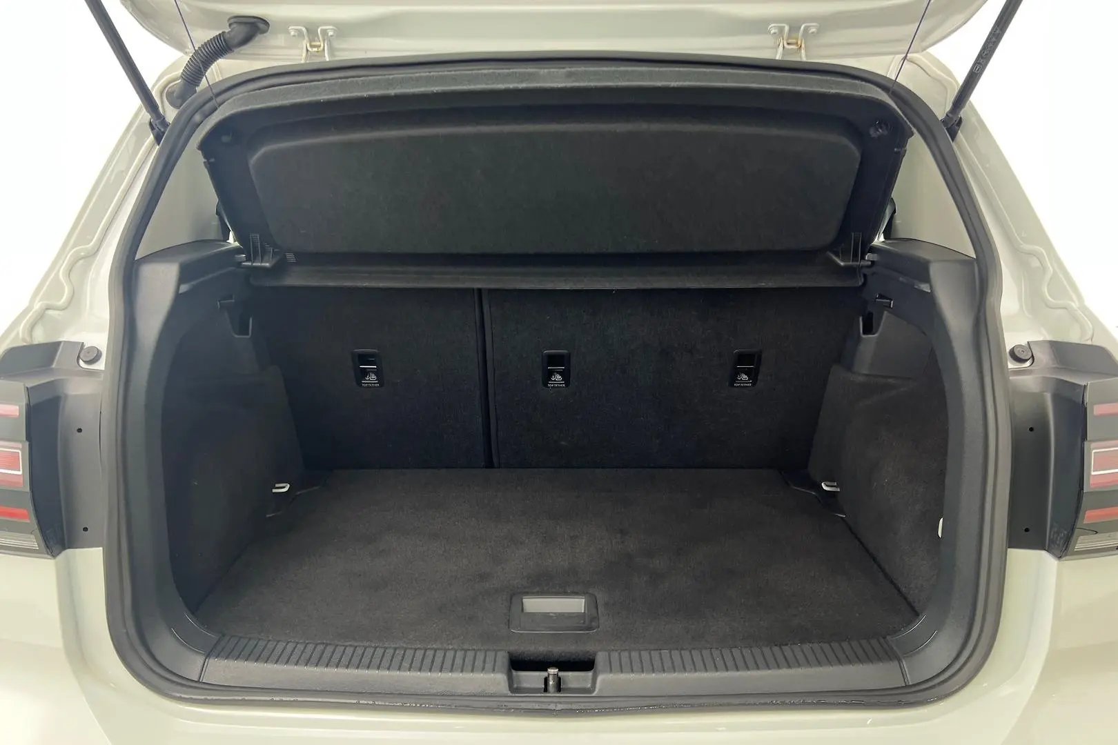 2022 Volkswagen T-Cross Gallery Image 10