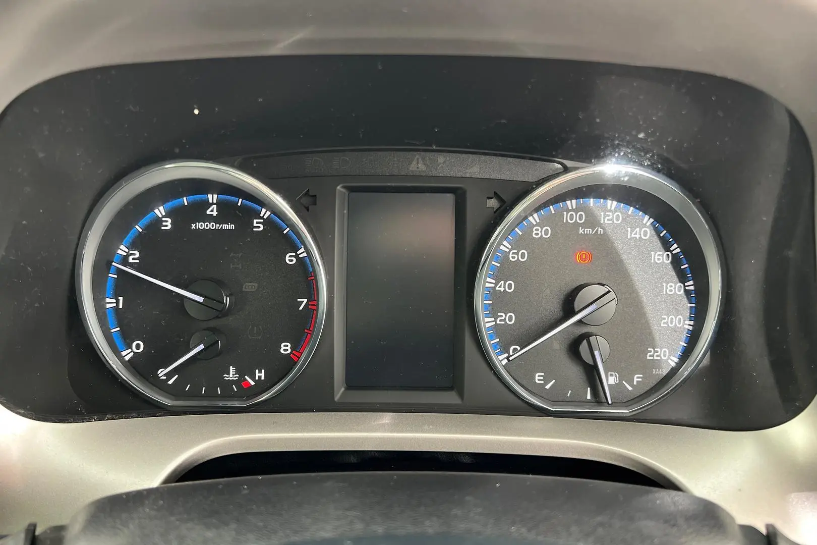 2017 Toyota RAV4 Gallery Image 18