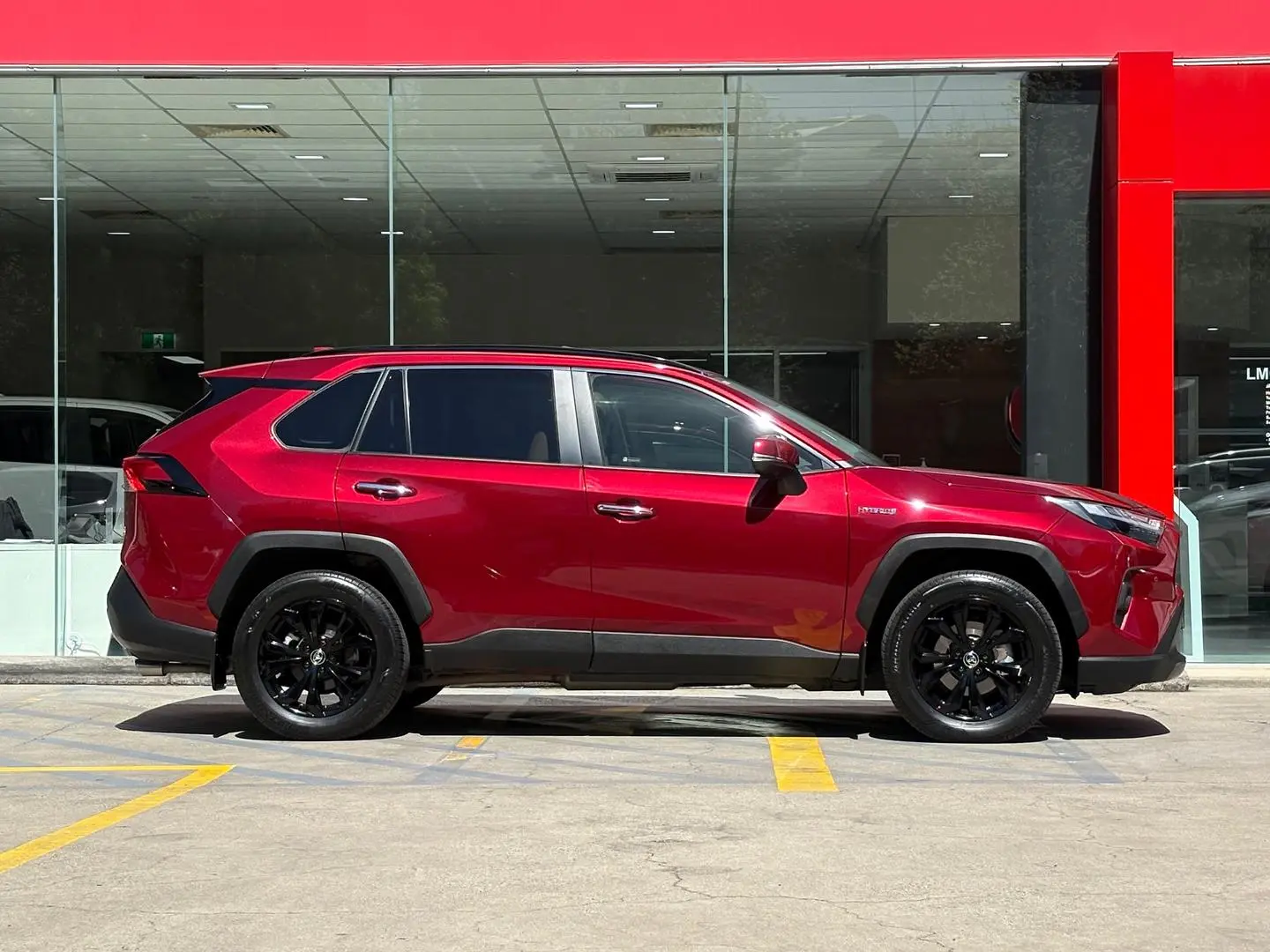 2023 Toyota RAV4 Gallery Image 3