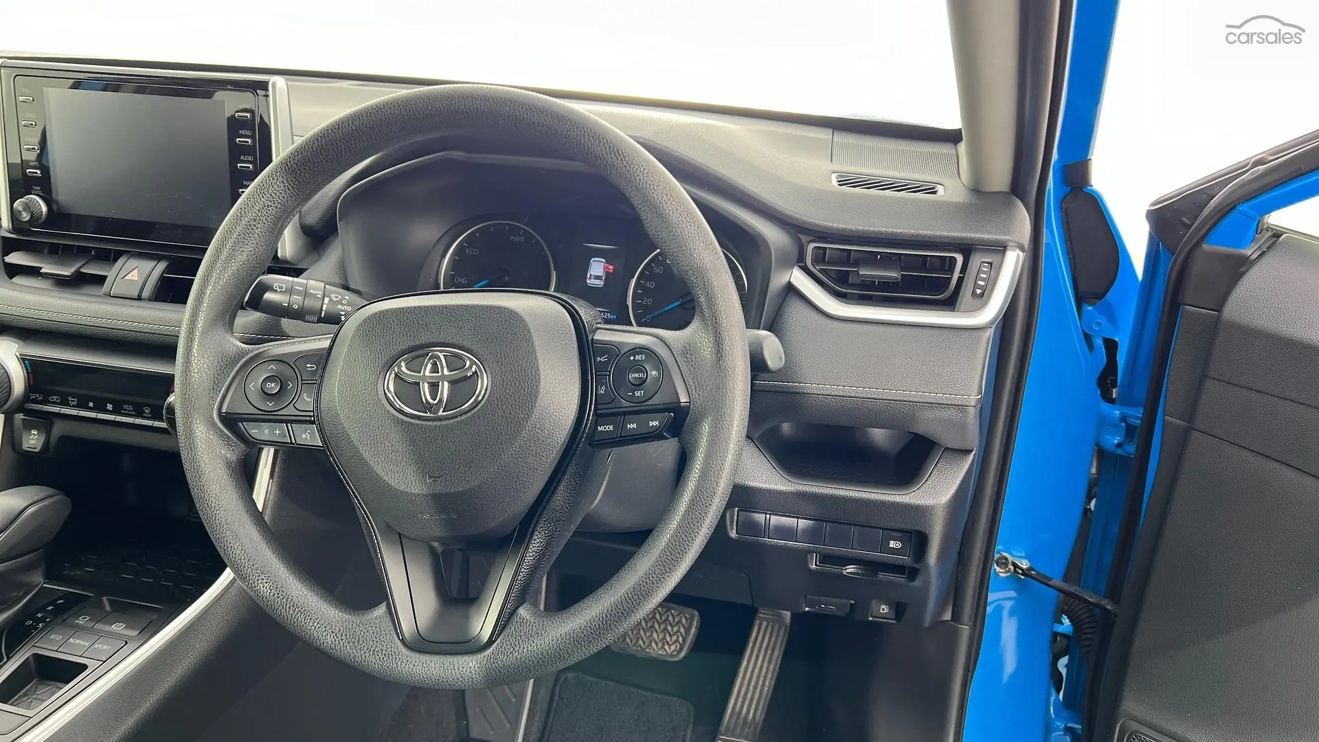 2020 Toyota RAV4 Image 17
