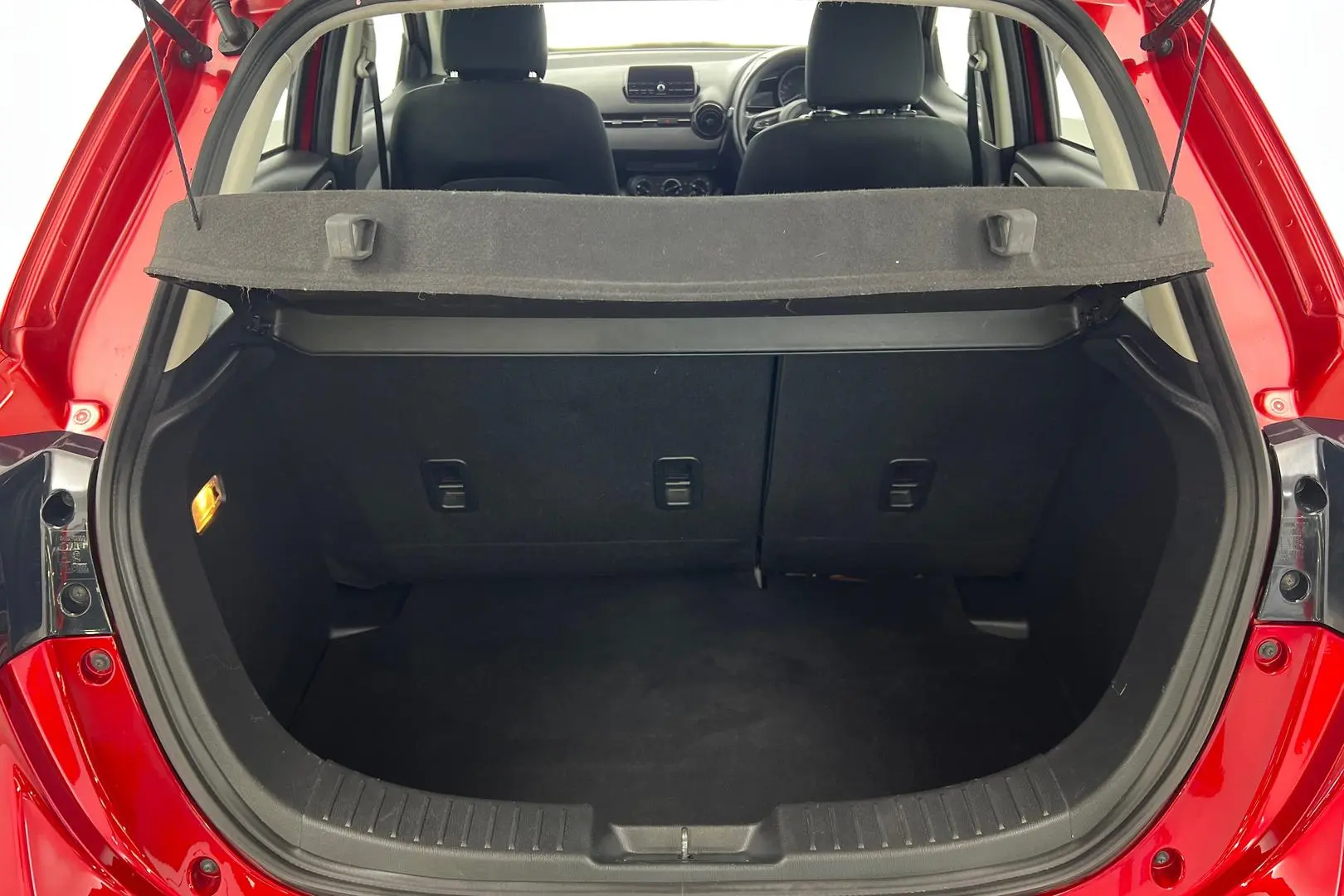 2019 Mazda 2 Gallery Image 9