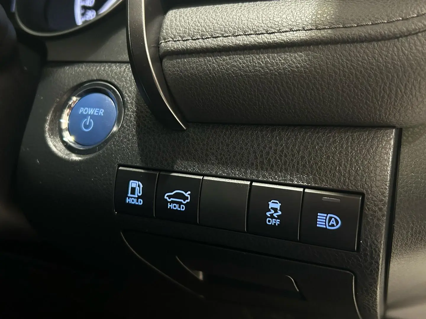 2021 Toyota Camry Gallery Image 21