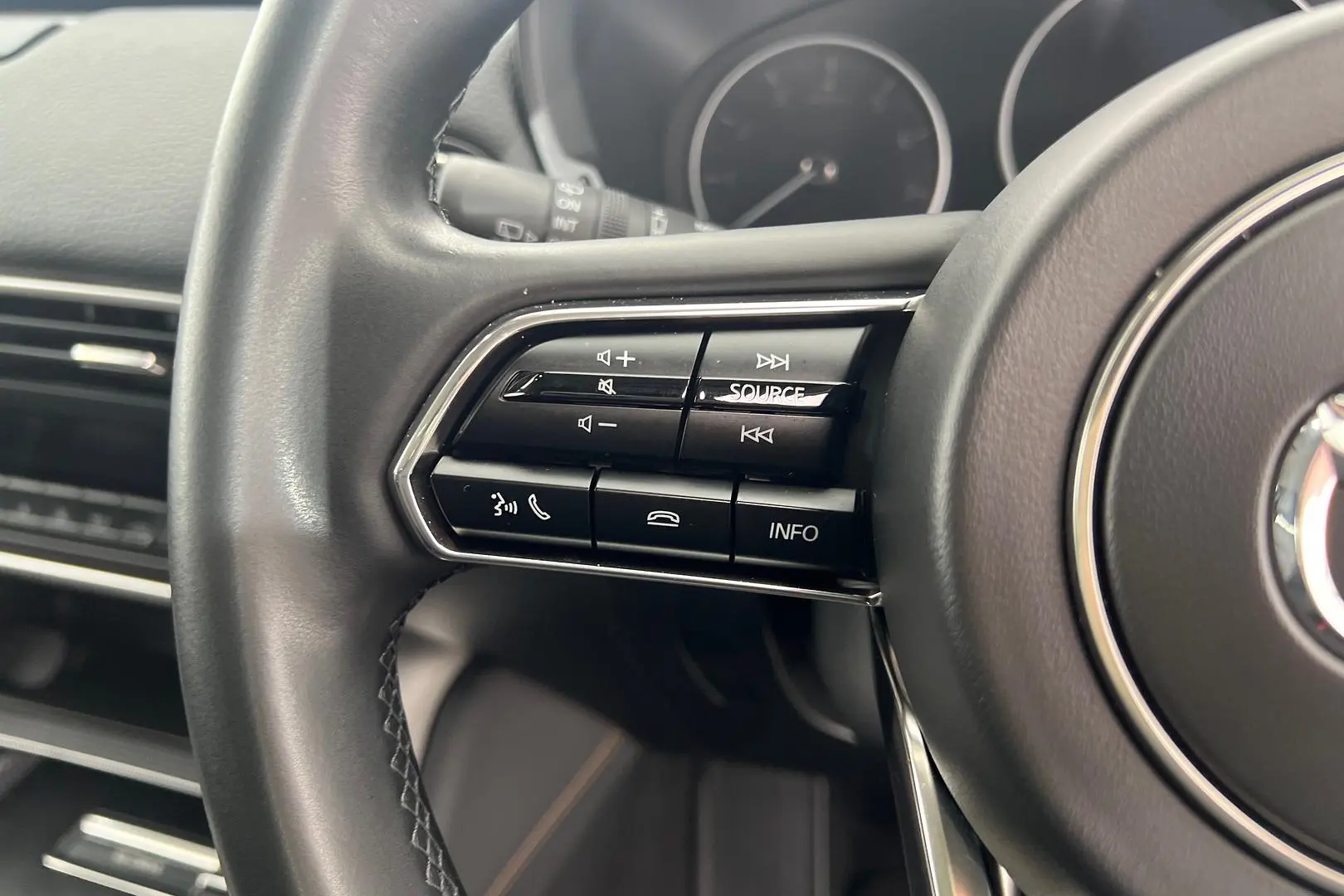 2024 Mazda CX-90 Gallery Image 15