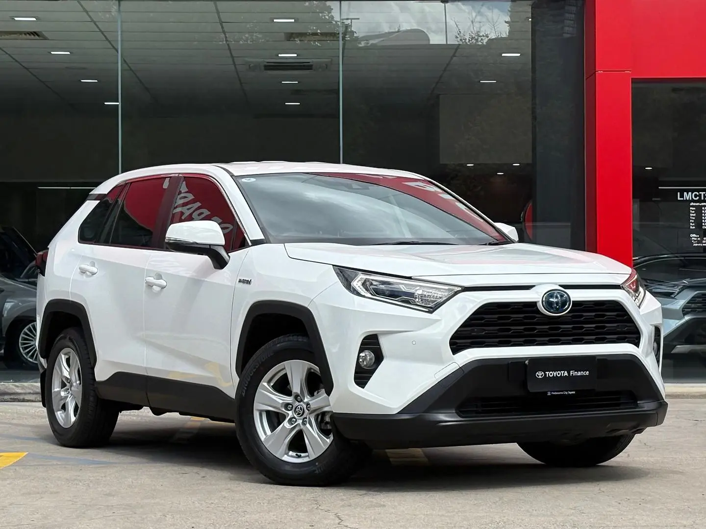 2021 Toyota RAV4 Gallery Image 1