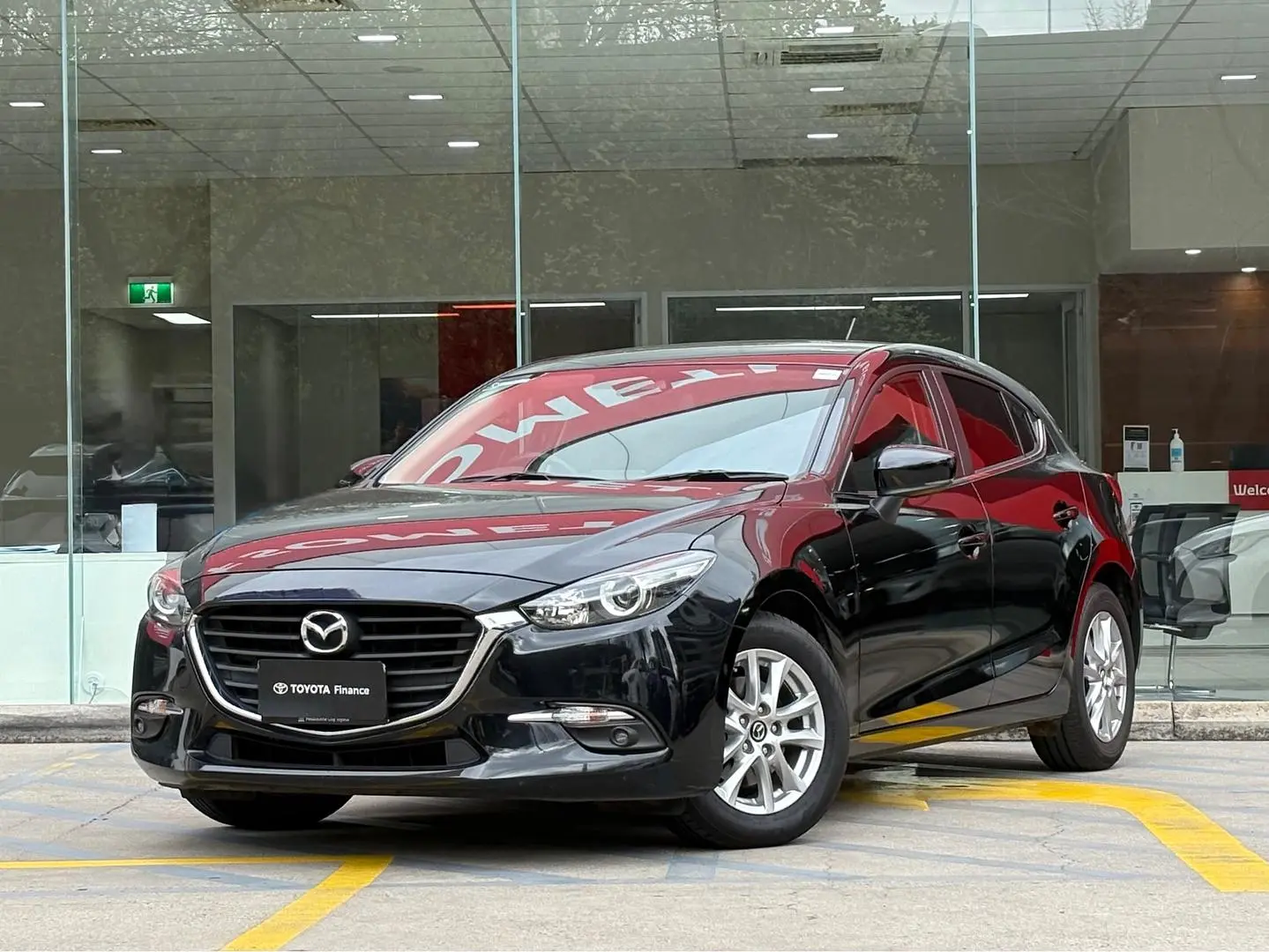 2017 Mazda 3 Gallery Image 4