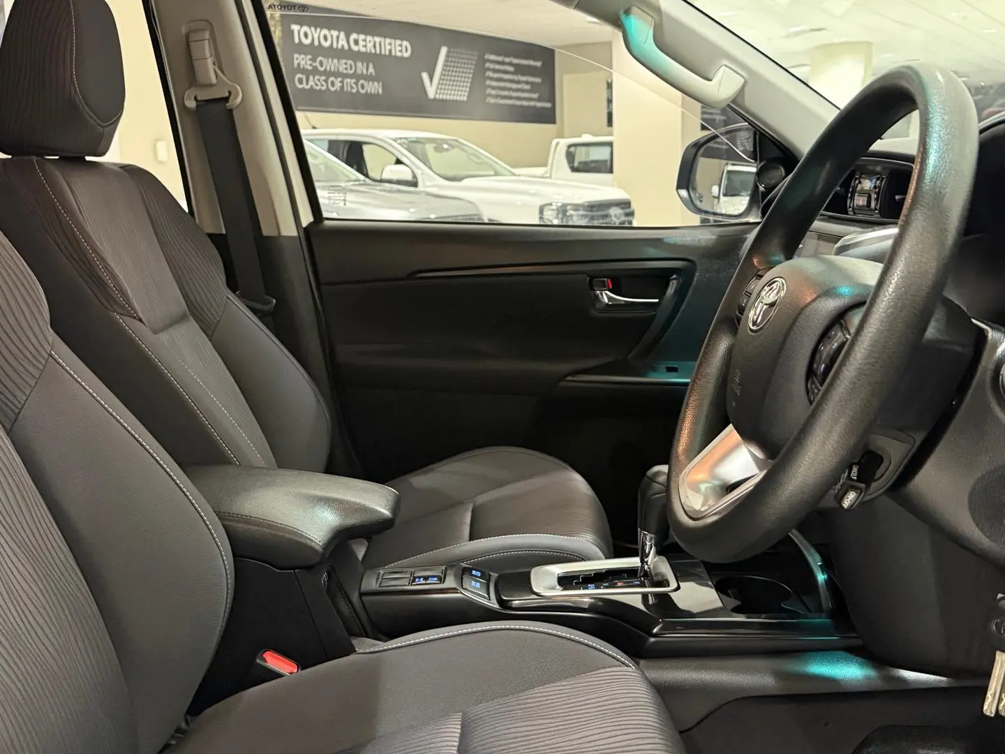 2021 Toyota Fortuner Gallery Image 14