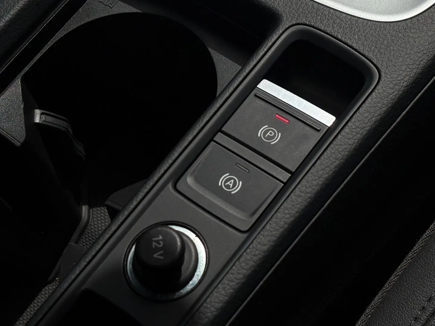 2020 Audi Q3 Gallery Image 25