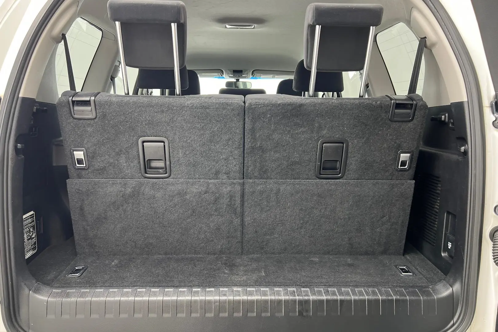 2015 Toyota Landcruiser Prado Gallery Image 10