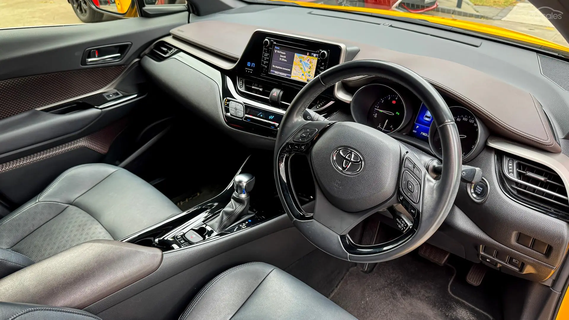 2018 Toyota C-HR Image 3
