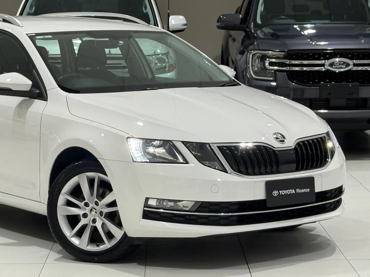 2020 SKODA Octavia Gallery Image 3