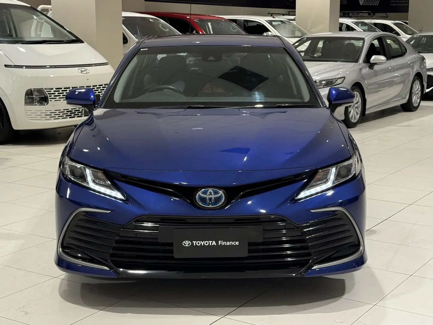 2021 Toyota Camry Gallery Image 4
