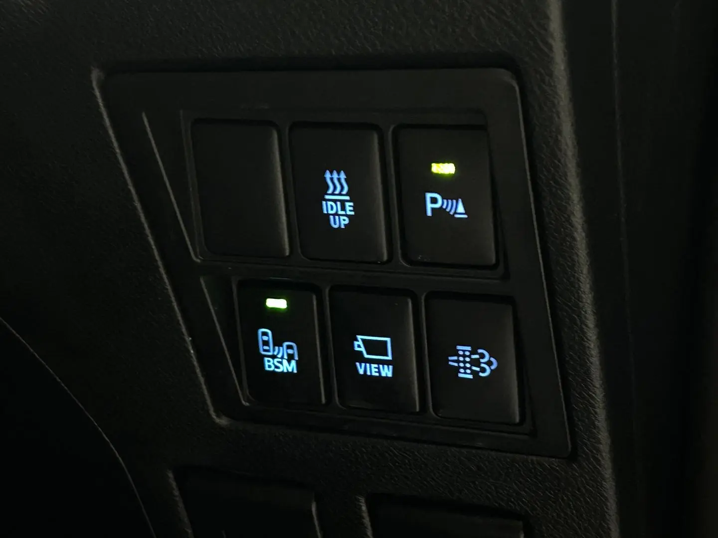 2024 Toyota Hilux Gallery Image 28