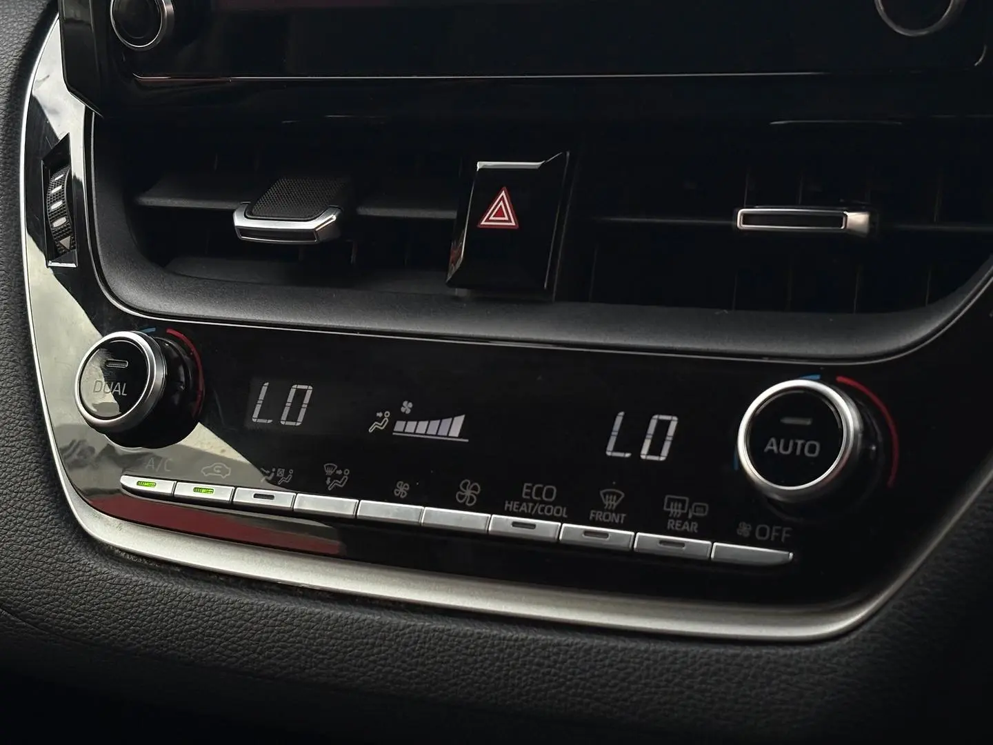 2018 Toyota Corolla Gallery Image 19