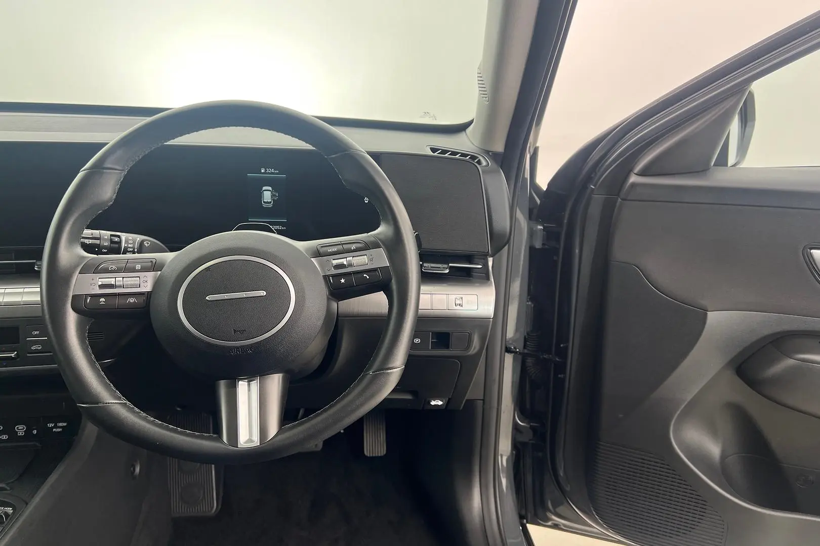 2024 Hyundai Kona Gallery Image 15
