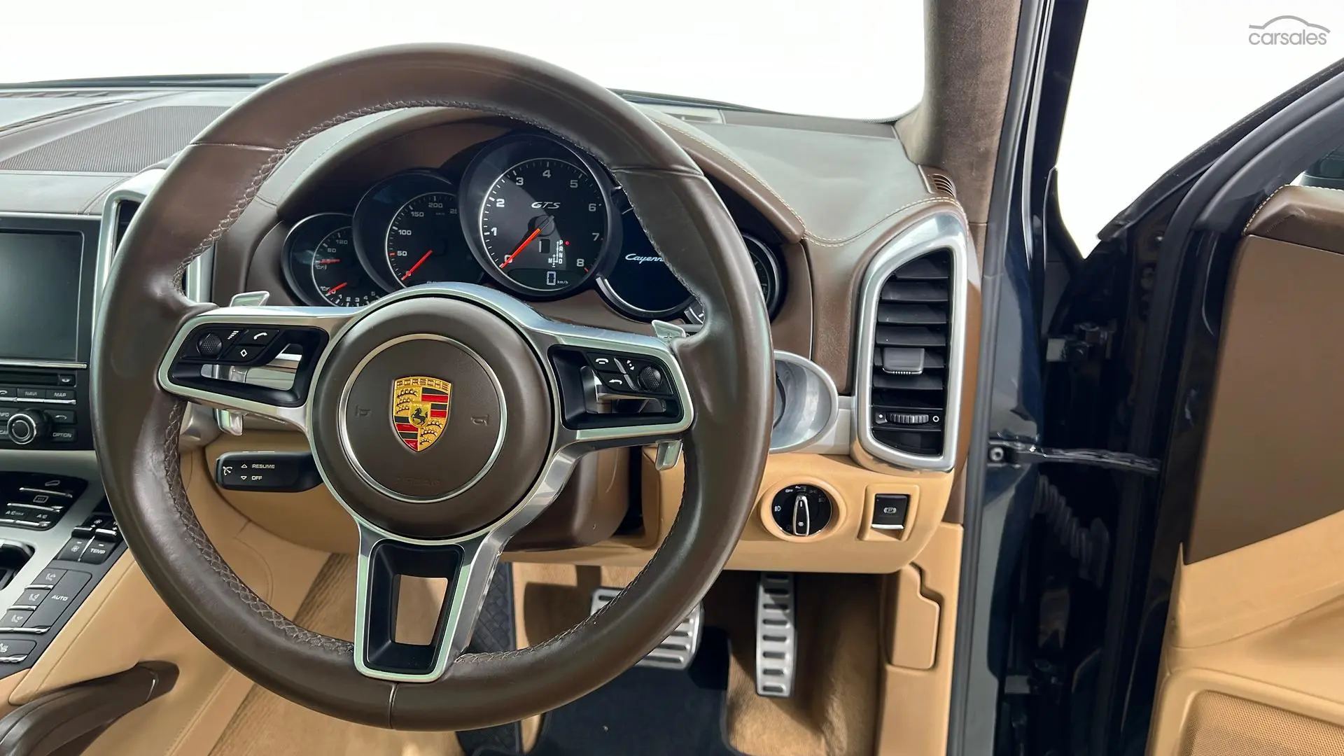 2015 Porsche Cayenne Image 20