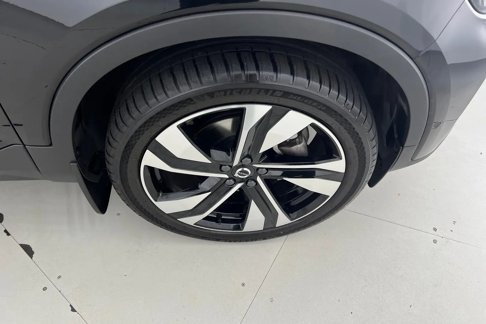 2023 Volvo XC40 Gallery Image 21