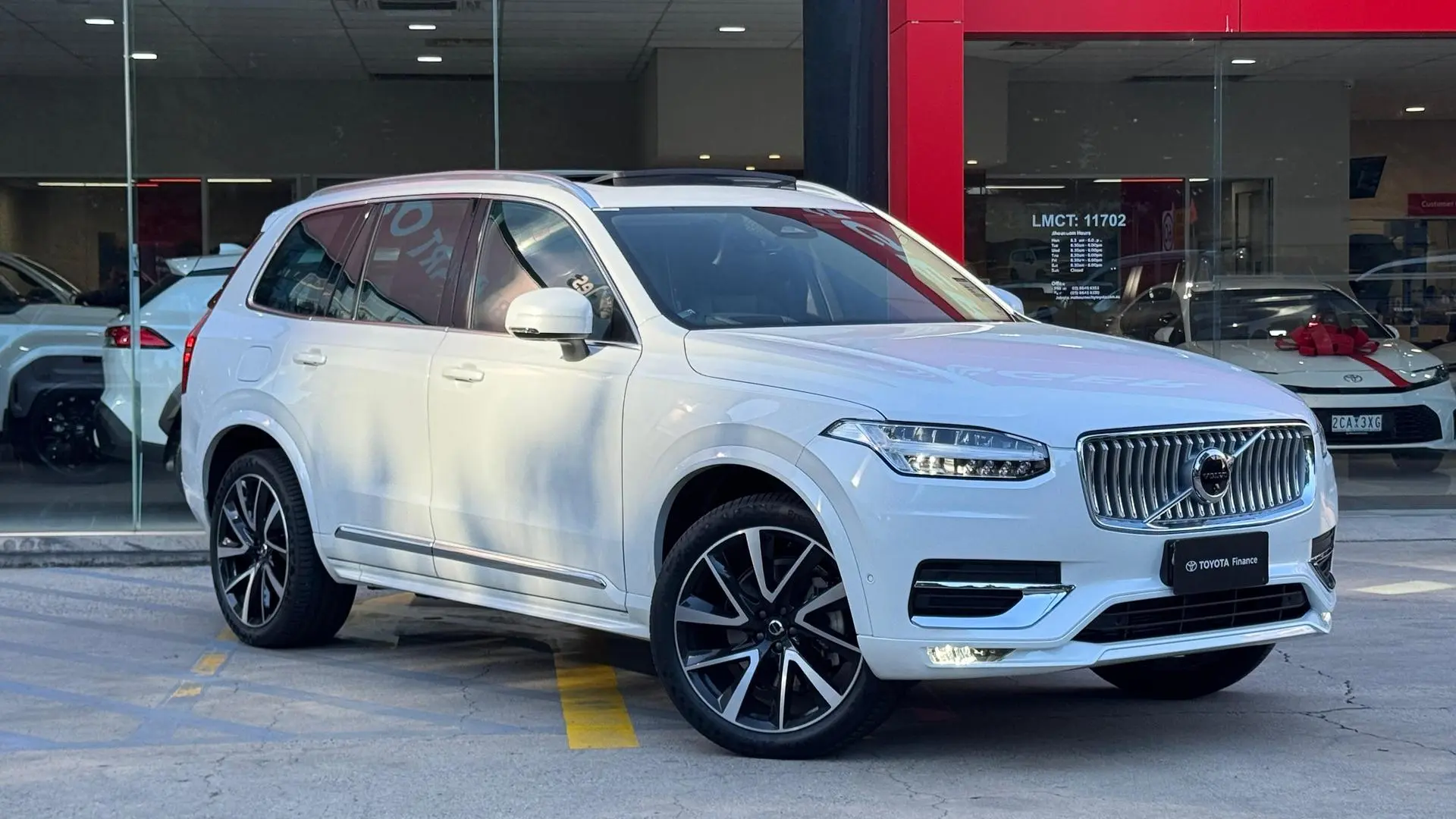 2023 Volvo Xc90 Gallery Image 1