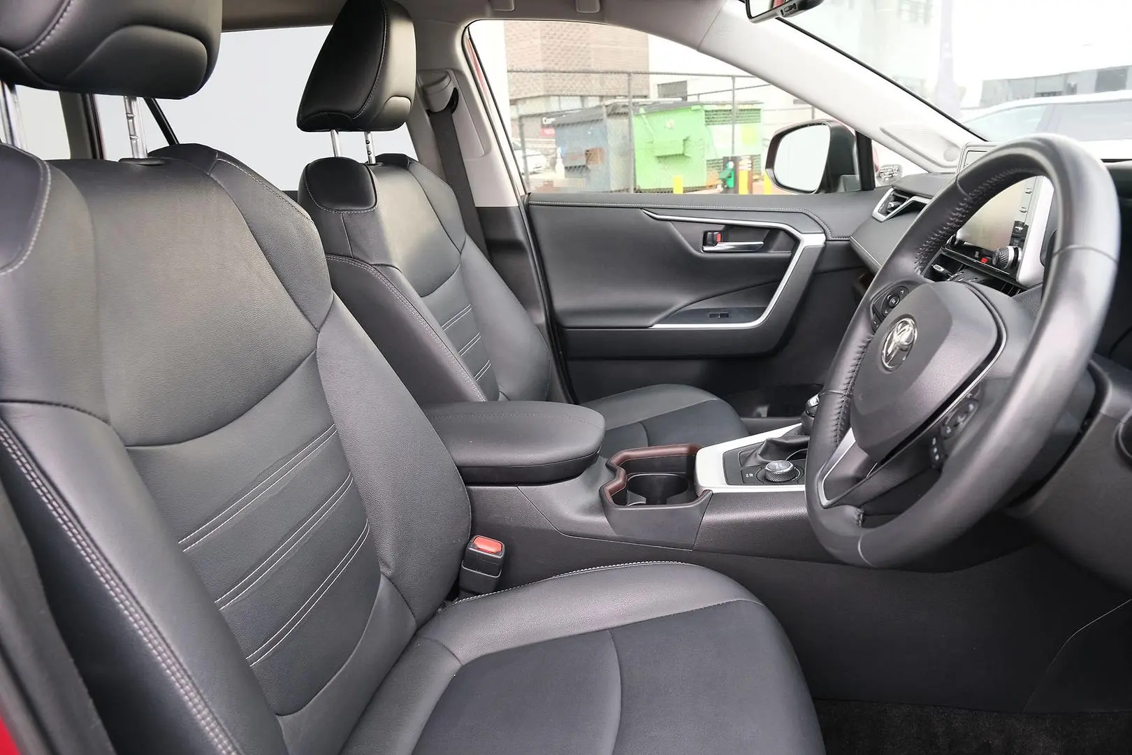 2021 Toyota RAV4 Gallery Image 14