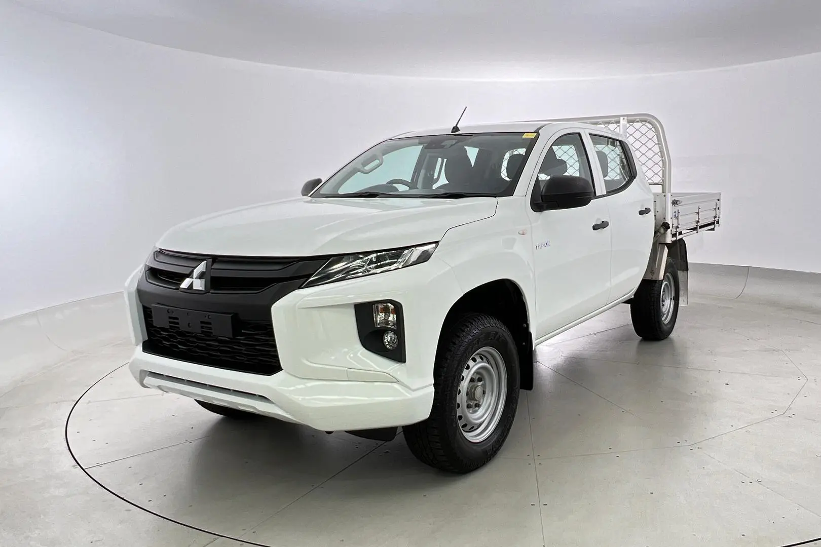 2019 Mitsubishi Triton Gallery Image 9