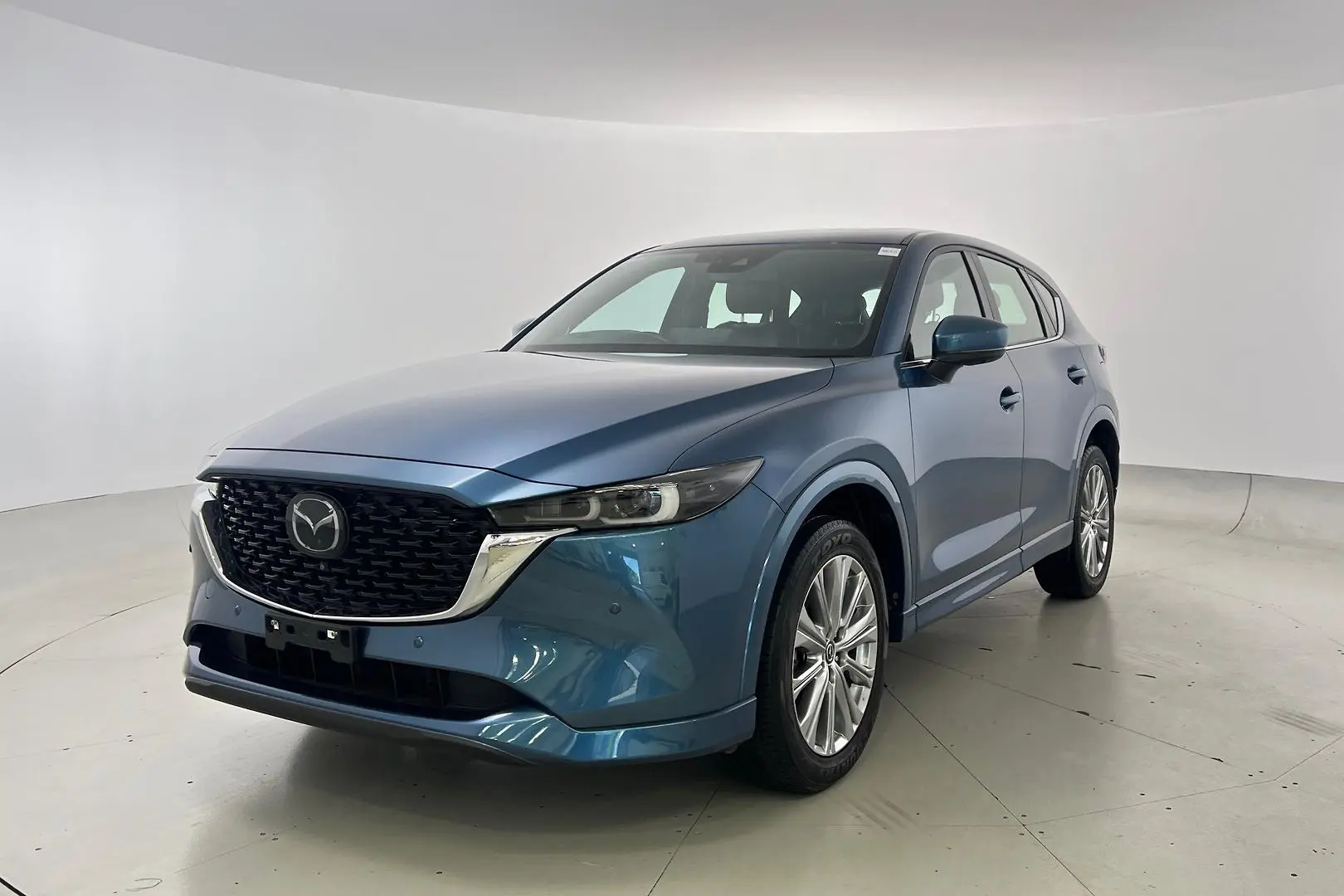 2022 Mazda CX-5 Gallery Image 2