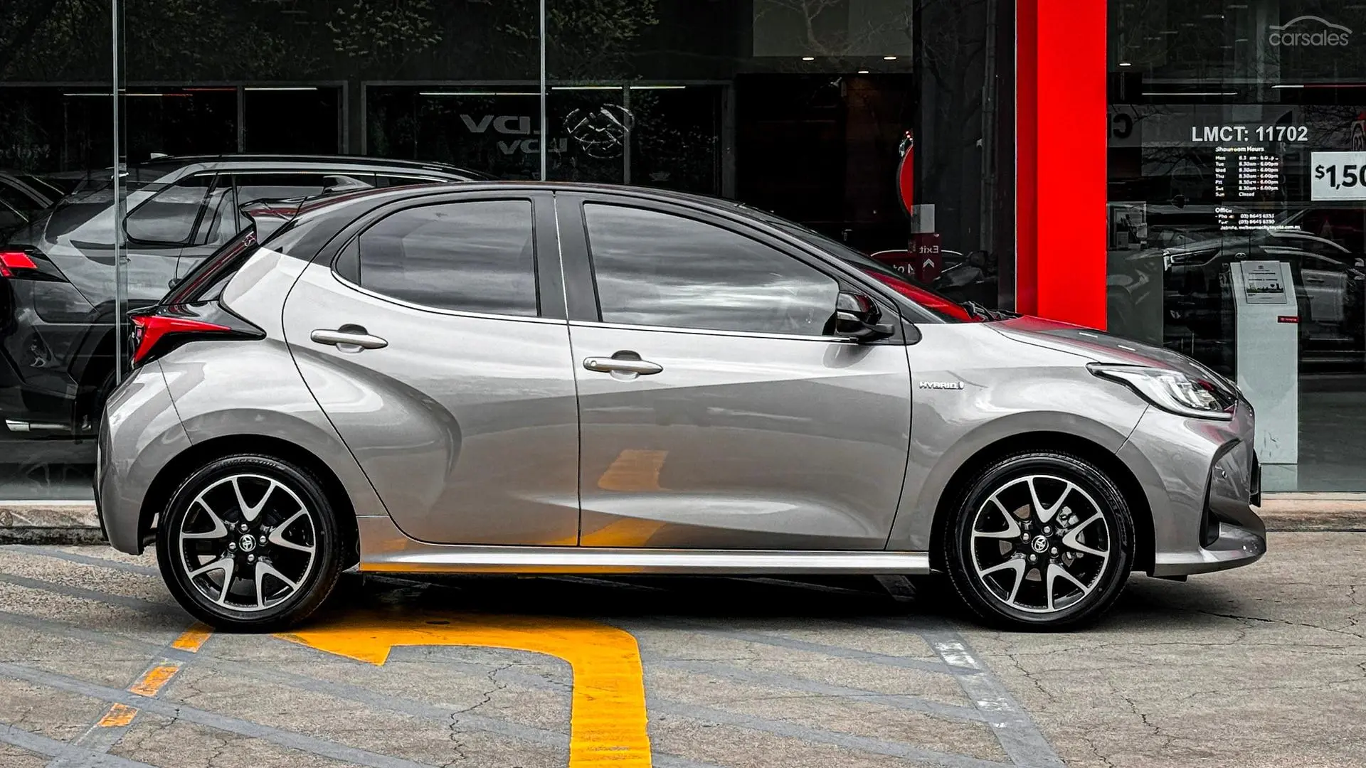 2022 Toyota Yaris Image 5