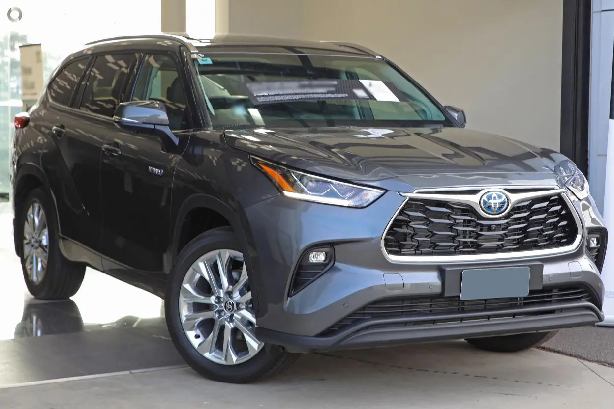 2024 Toyota Kluger Gallery Image 1