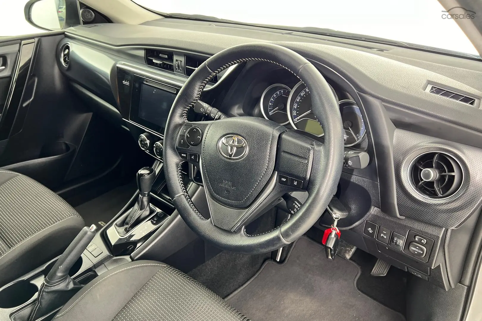 2018 Toyota Corolla Image 10