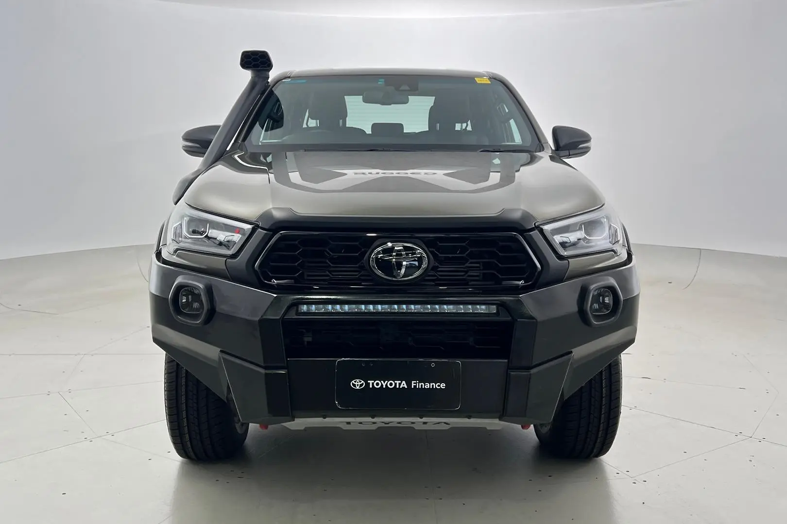 2021 Toyota Hilux Gallery Image 11