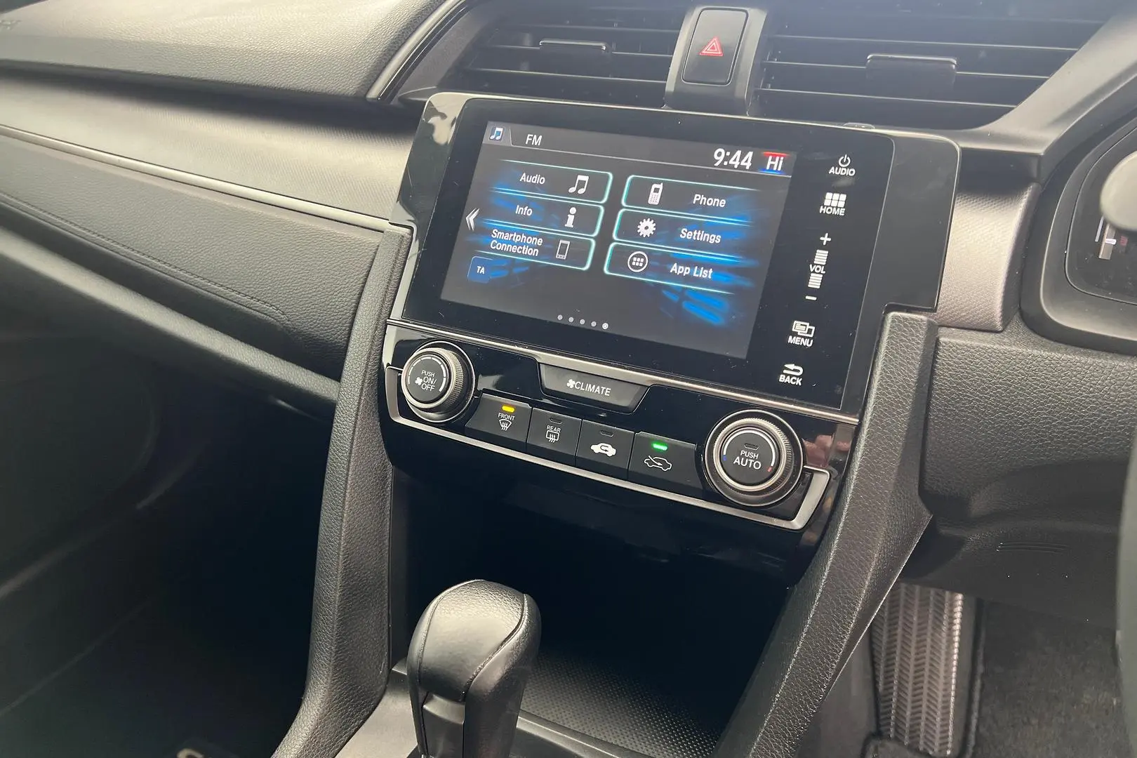 2017 Honda Civic Gallery Image 14