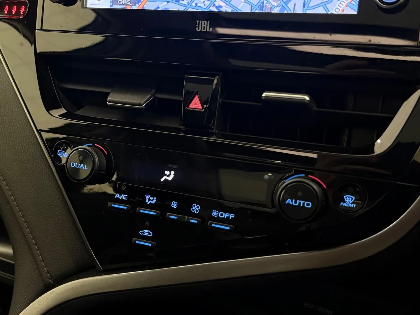2023 Toyota Camry Gallery Image 21