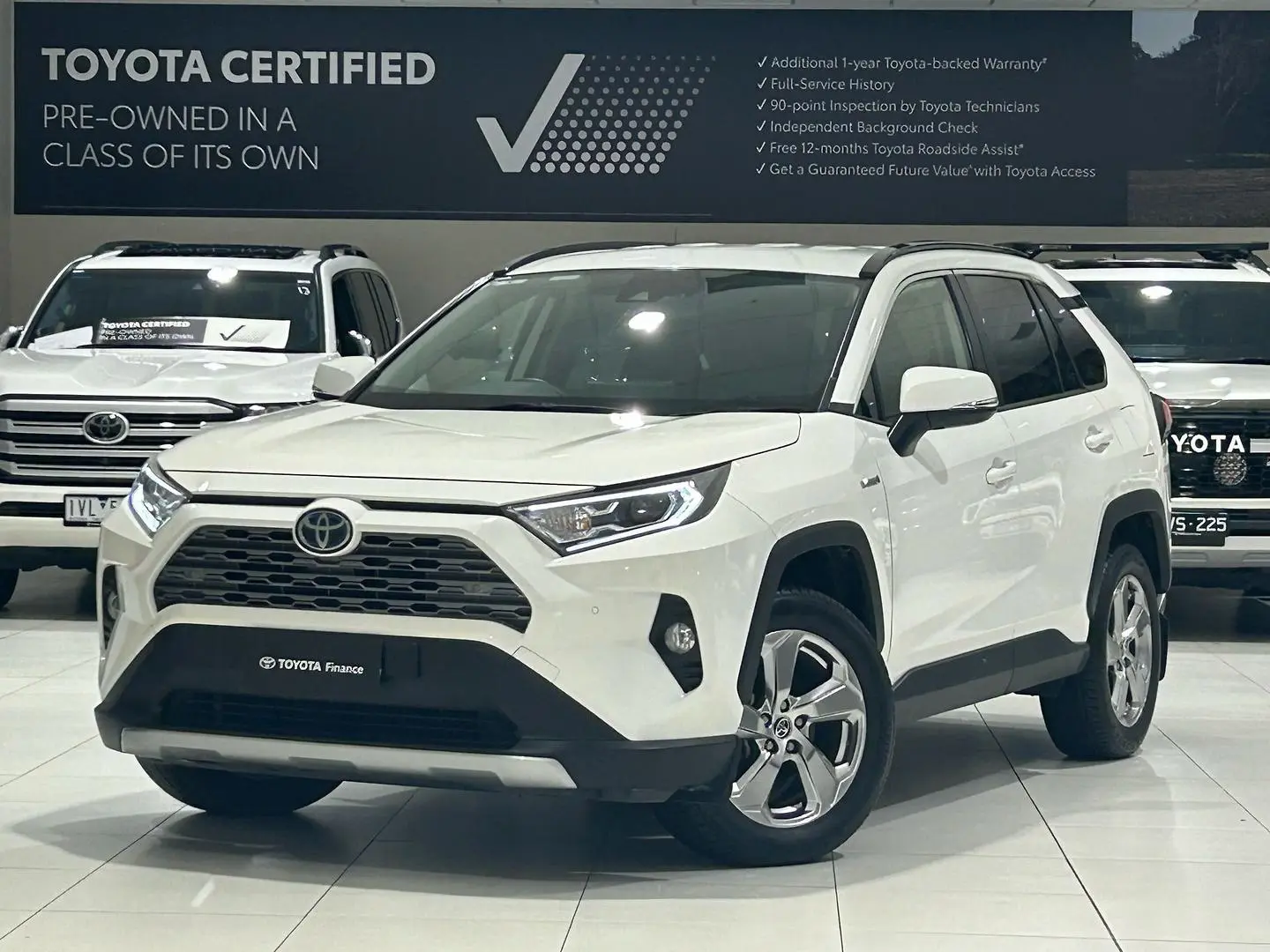 2021 Toyota RAV4 Gallery Image 4