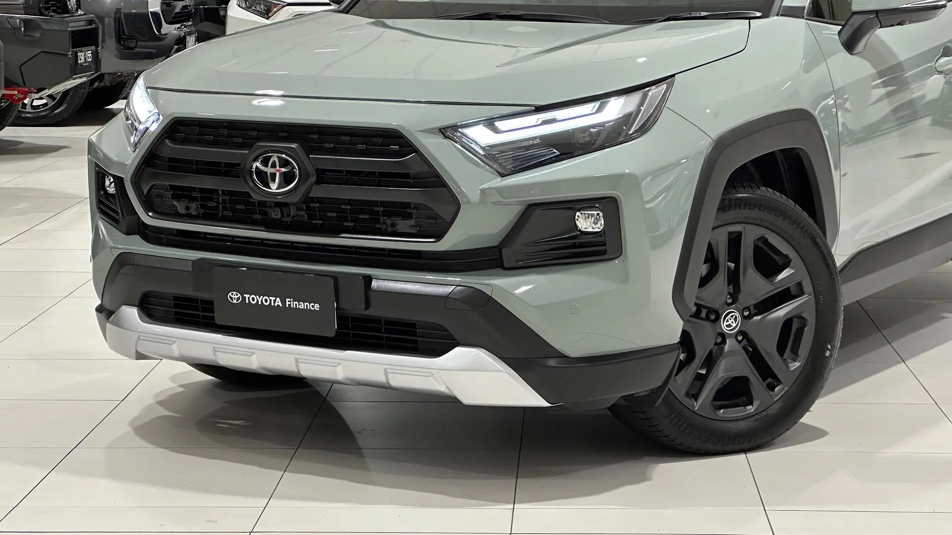 2024 Toyota RAV4 Gallery Image 7