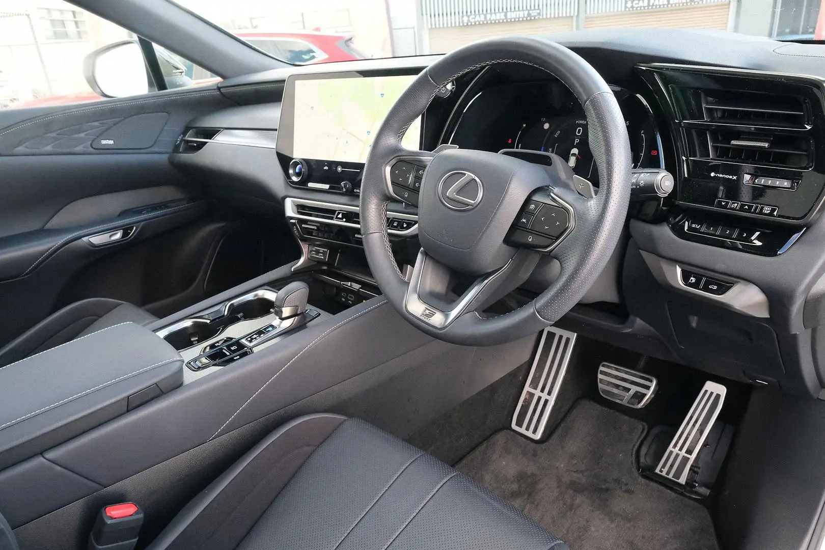 2024 Lexus RX Gallery Image 7